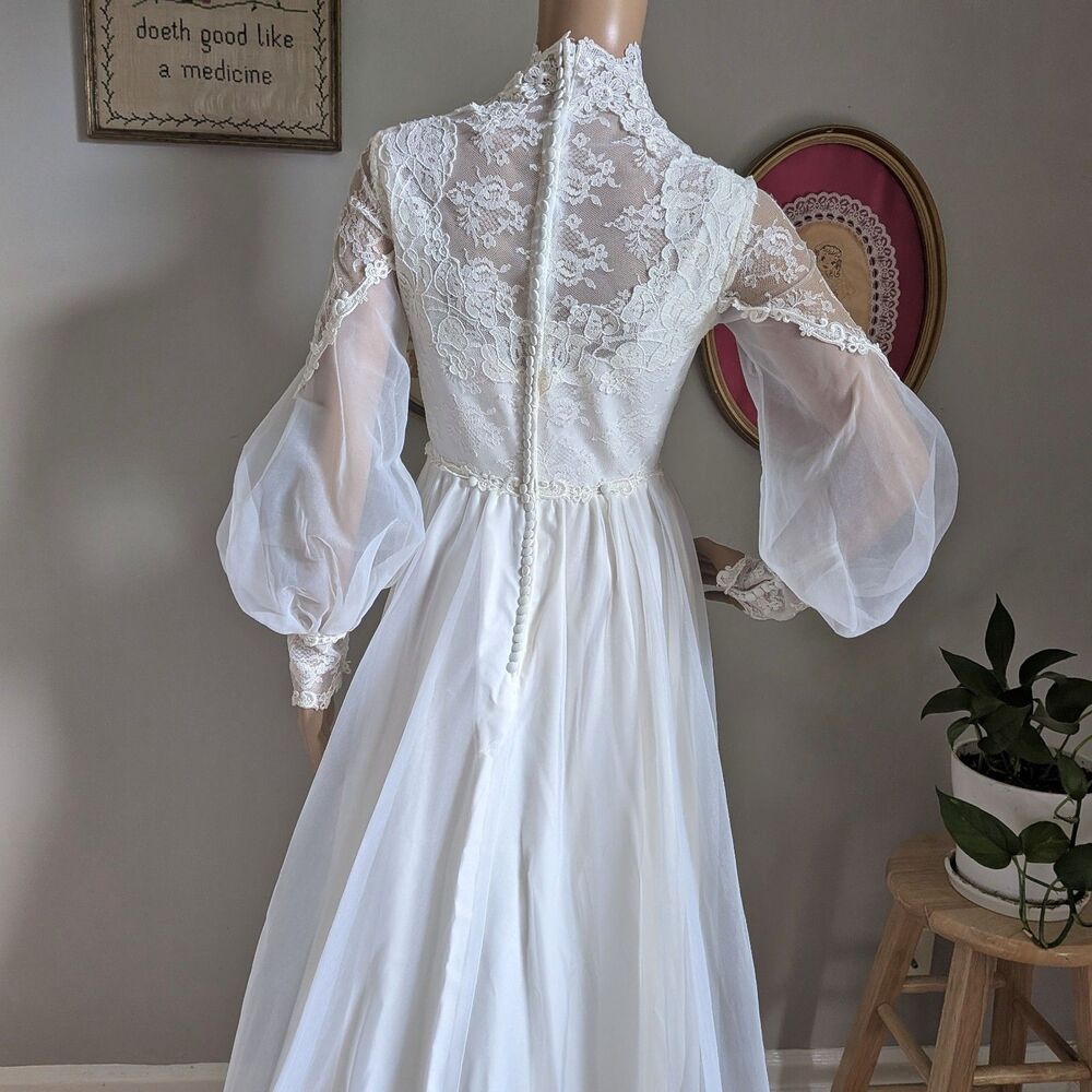 Vintage 1970s Bridallure Wedding Dress Floral Lace Gown Train Bridal Maxi Size 4 - Picture 11 of 16